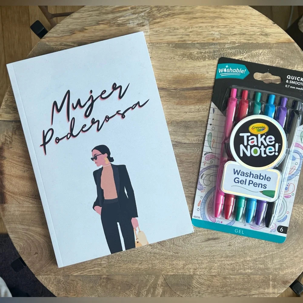 Mujer Poderosa Journal and Crayola Gel Pen Bundle